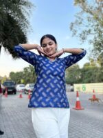 Beautifull V Neck kurti